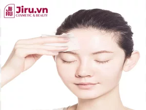 Khi có kiến thức đúng đắn, khách hàng cảm thấy yên tâm, tự tin chọn được sản phẩm phù hợp, nâng cao hiệu quả chăm sóc và bảo vệ da mỗi ngày Khi có kiến thức đúng đắn, khách hàng cảm thấy yên tâm, tự tin chọn được sản phẩm phù hợp, nâng cao hiệu quả chăm sóc và bảo vệ da mỗi ngày